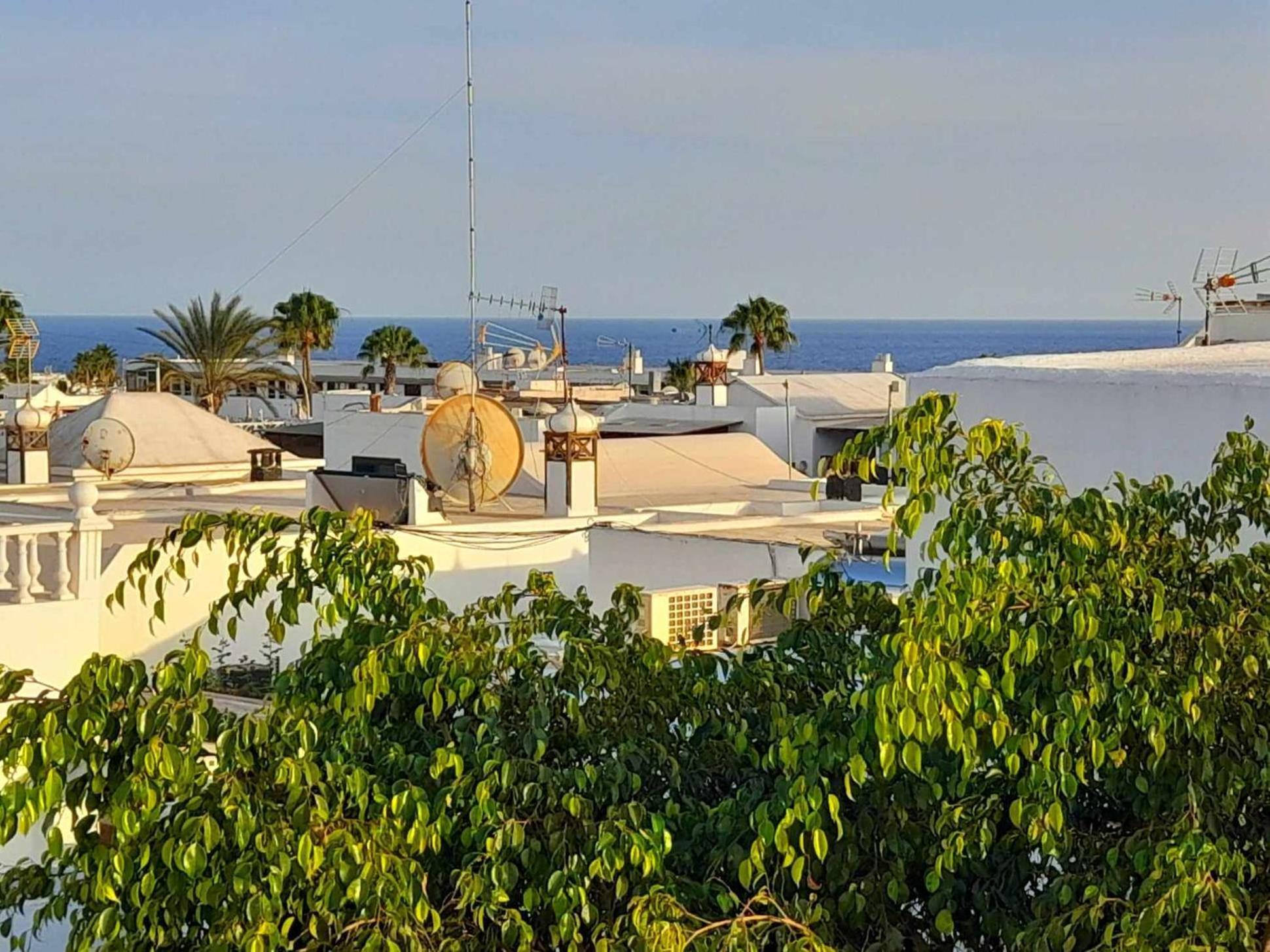 Apartment Vincent, Cozy And Sunny Over The Rooftops Puerto del Carmen  Exterior photo